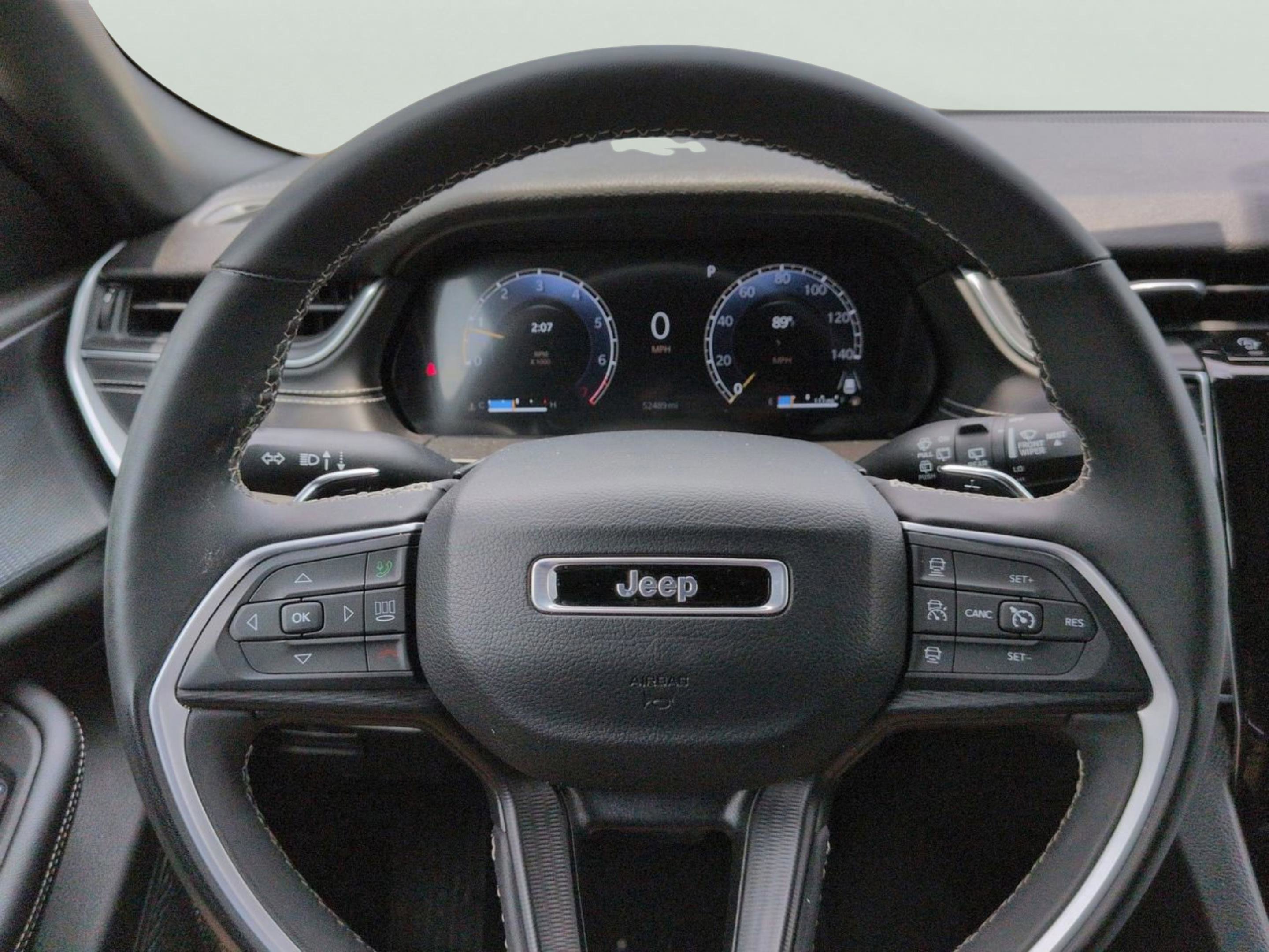 Used 2024 Baltic Gray Metallic Clearcoat Jeep Altitude image 27