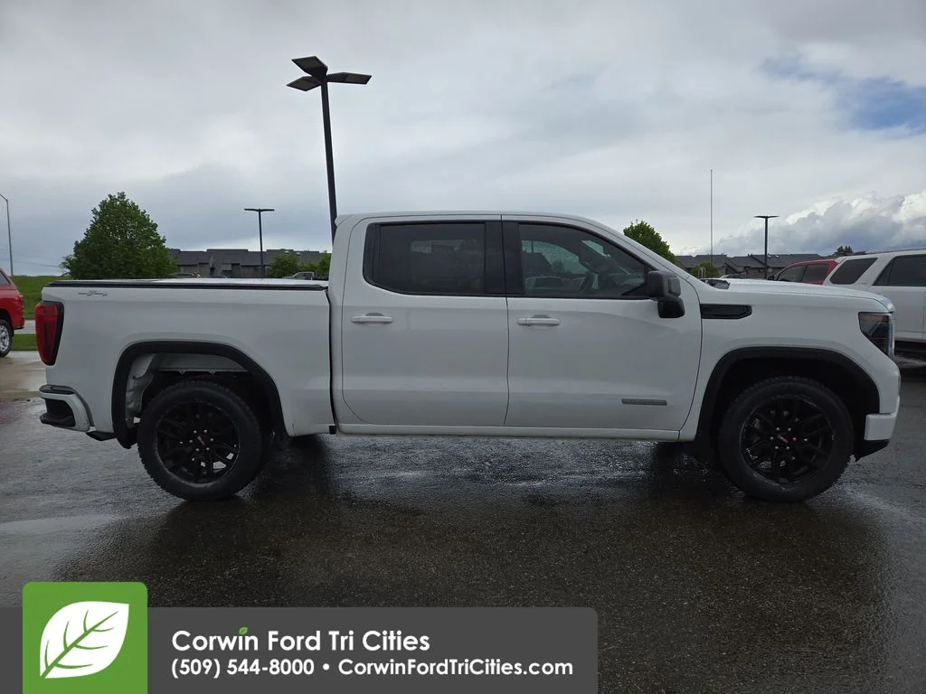 Used 2023 Summit White GMC Elevation image 13