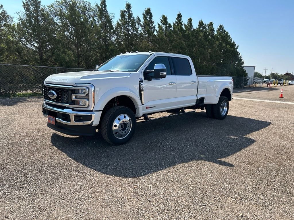New 2026 Star White Metallic Tri-Coat Ford King Ranch image 2