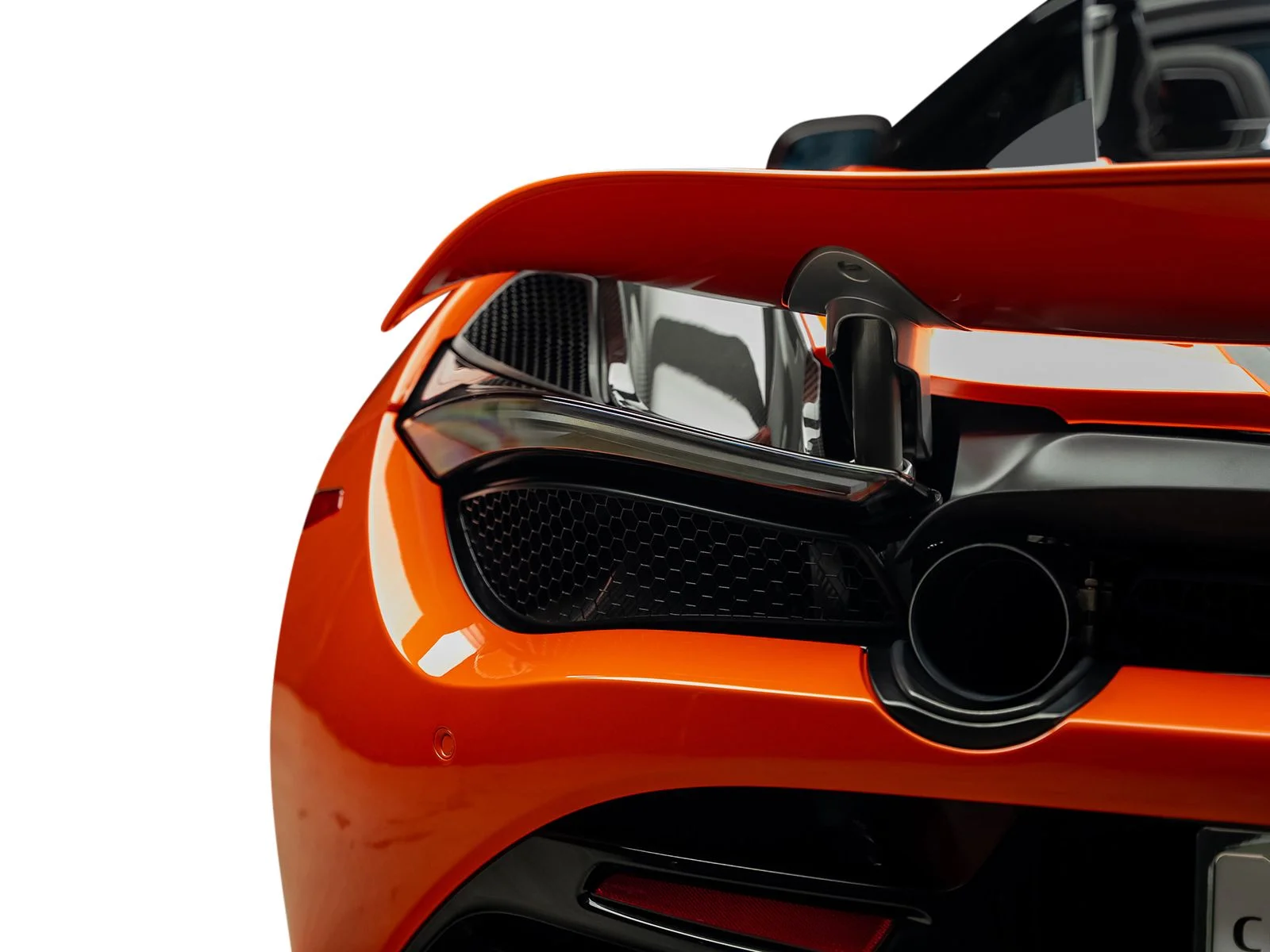 Used 2022 Orange McLaren Performance image 18