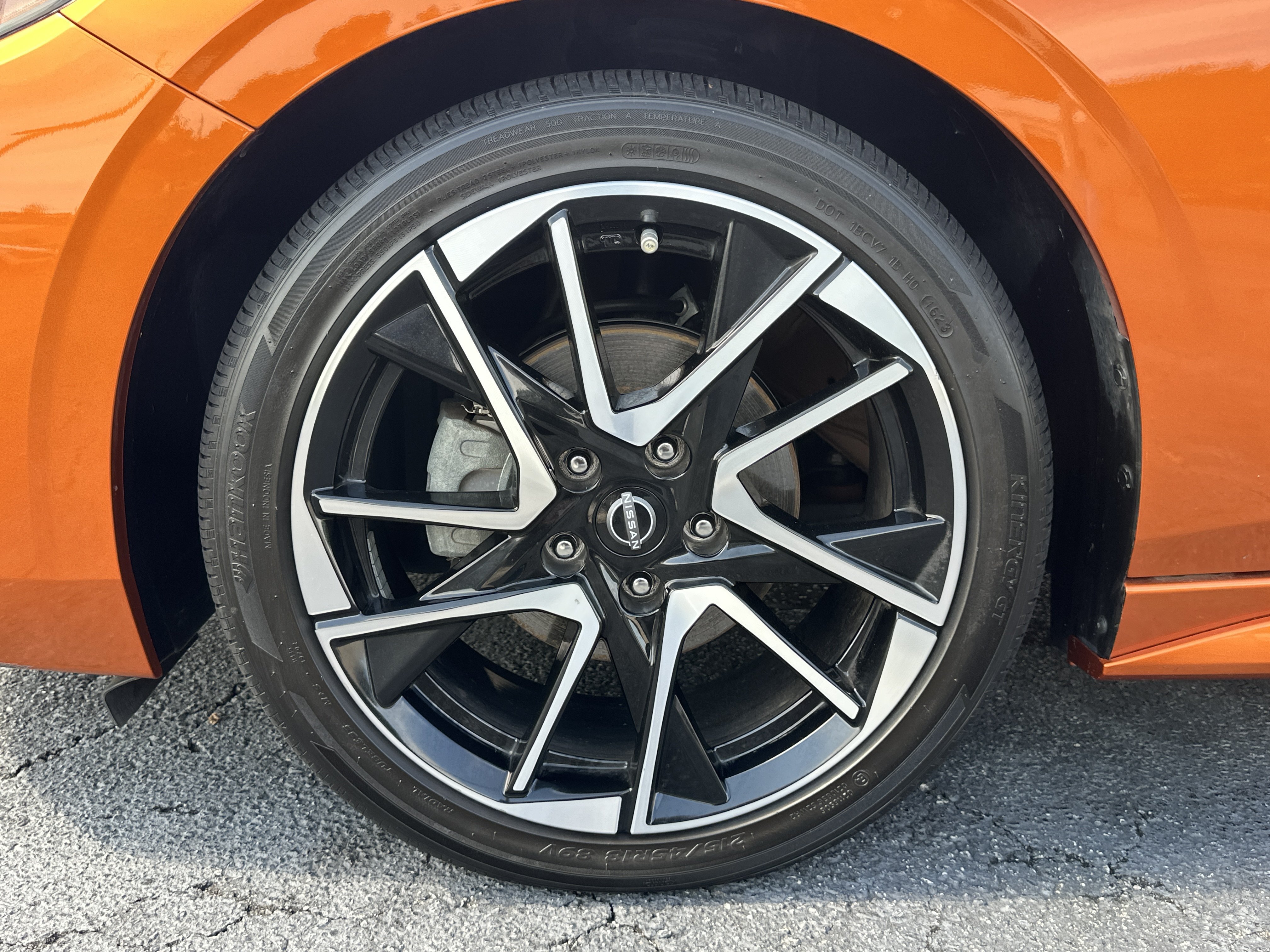 Used 2024 Monarch Orange Metallic/Super Black Nissan SR image 11