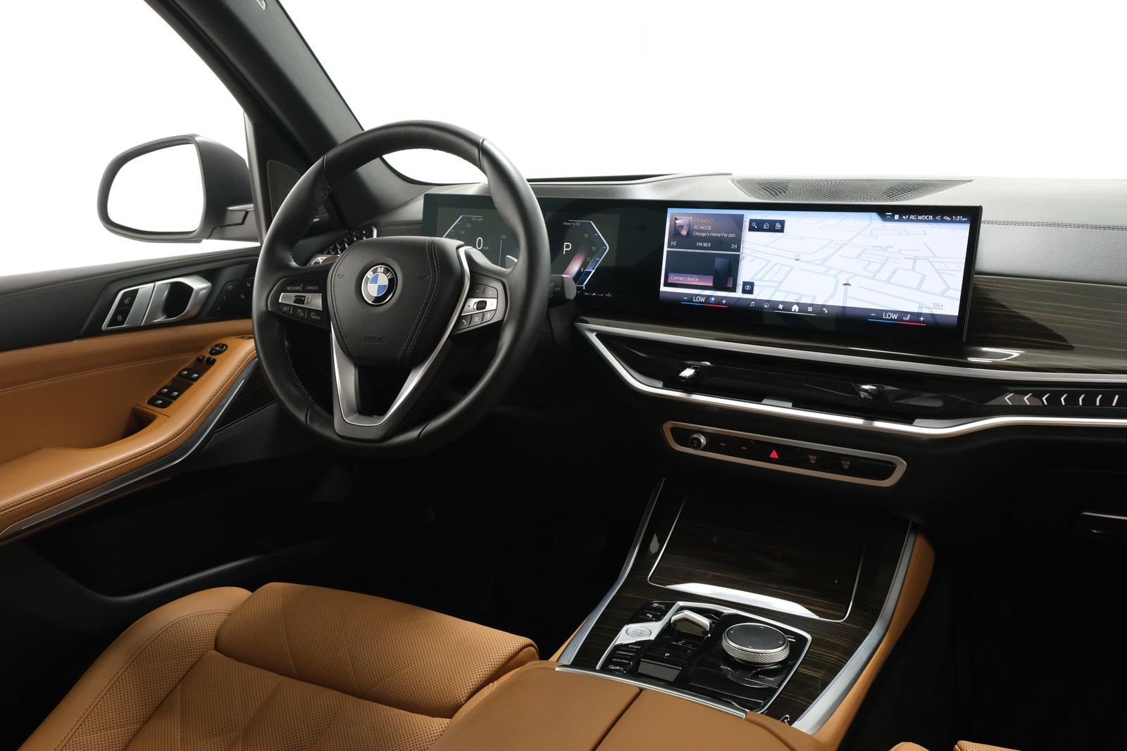 Used 2024 Alpine White BMW xDrive40i image 10