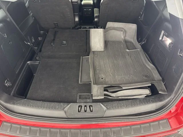 Used 2021 Red Ford XLT image 25