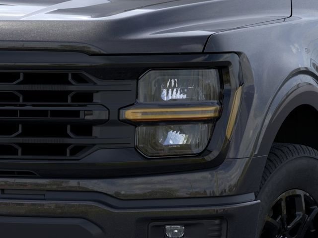 New 2026 Agate Black Metallic Ford XLT image 18