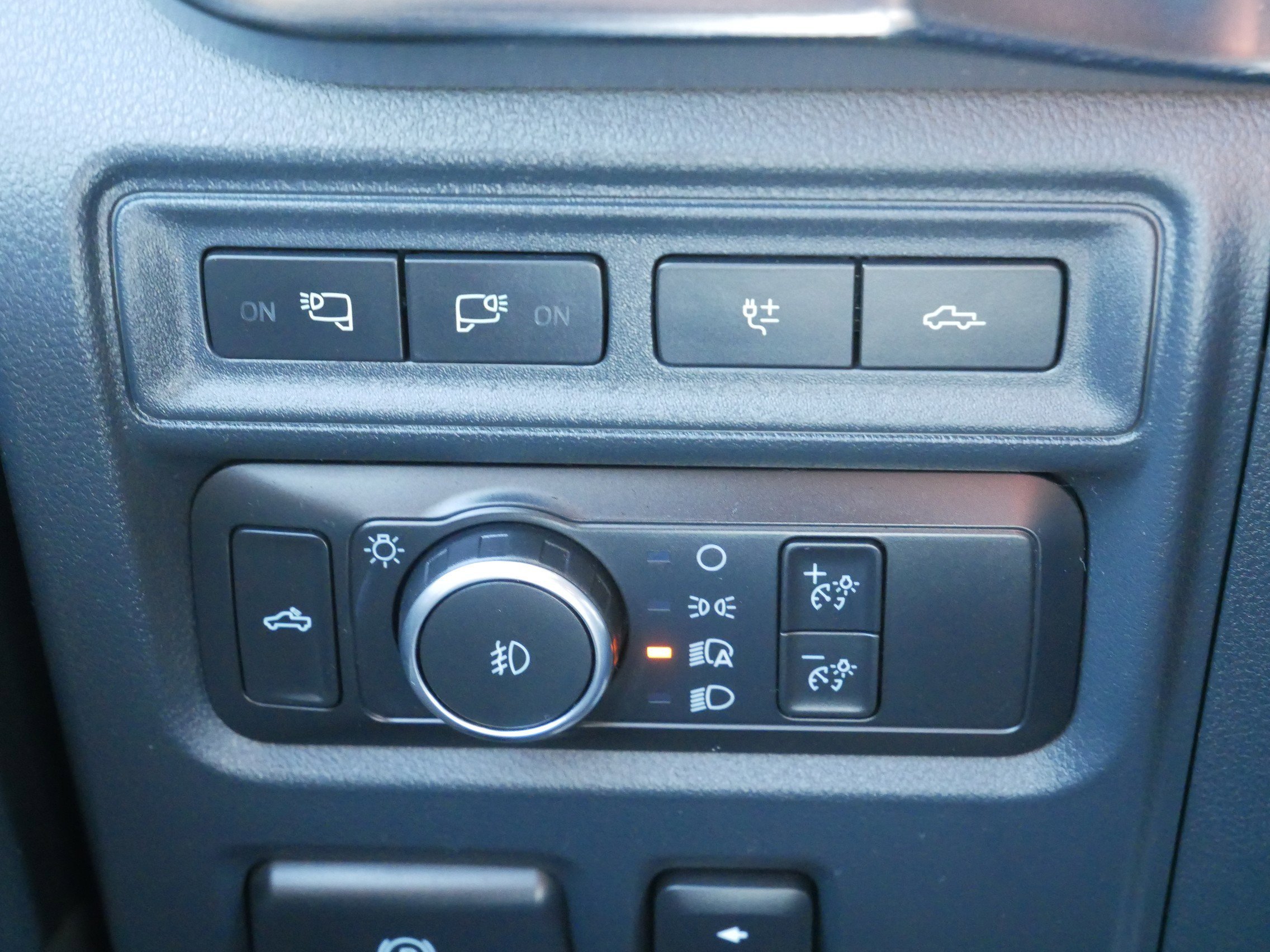 Used 2022 White Ford LARIAT image 20