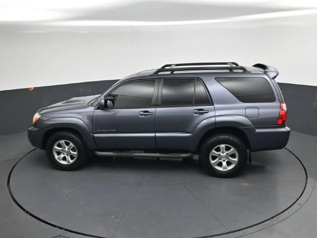 Used 2006 Galactic Gray Mica Toyota SR5 Sport image 18