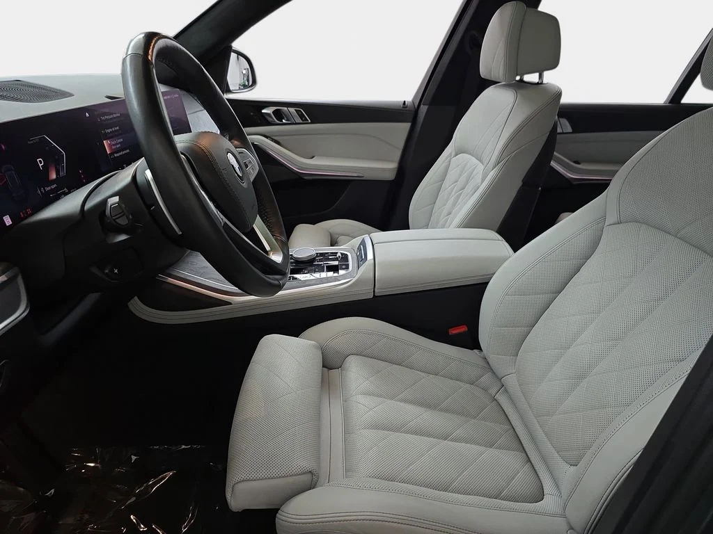 Used 2023 Skyscraper Gray Metallic BMW xDrive40i image 18