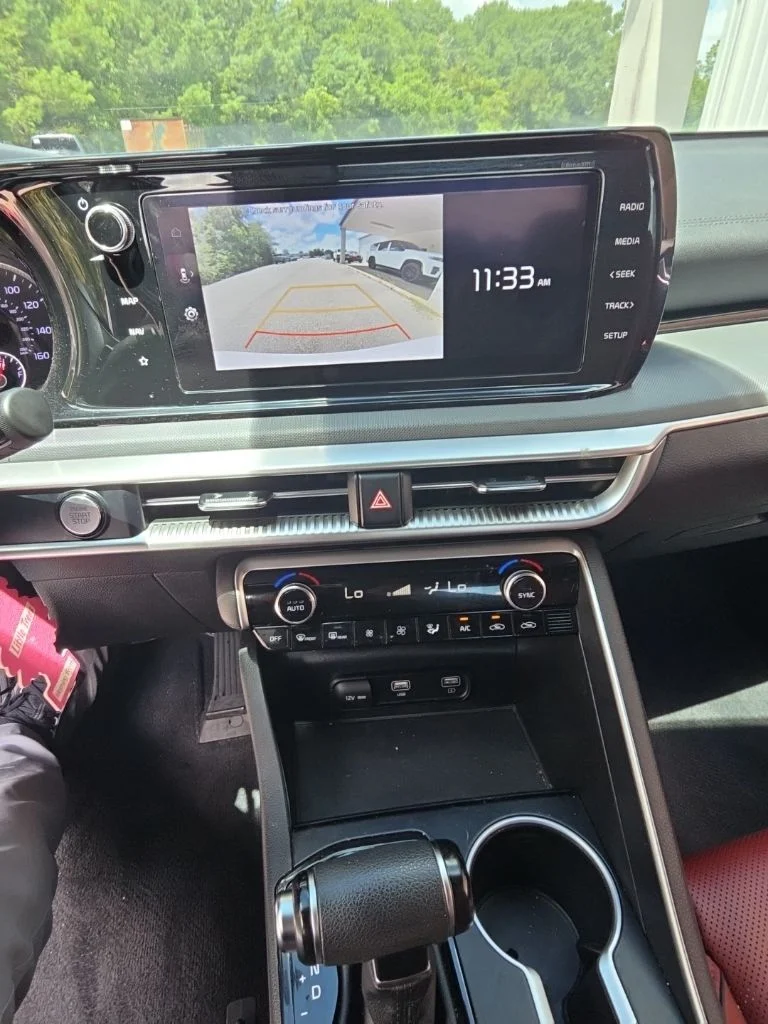 Used 2022 White Kia GT-Line image 15