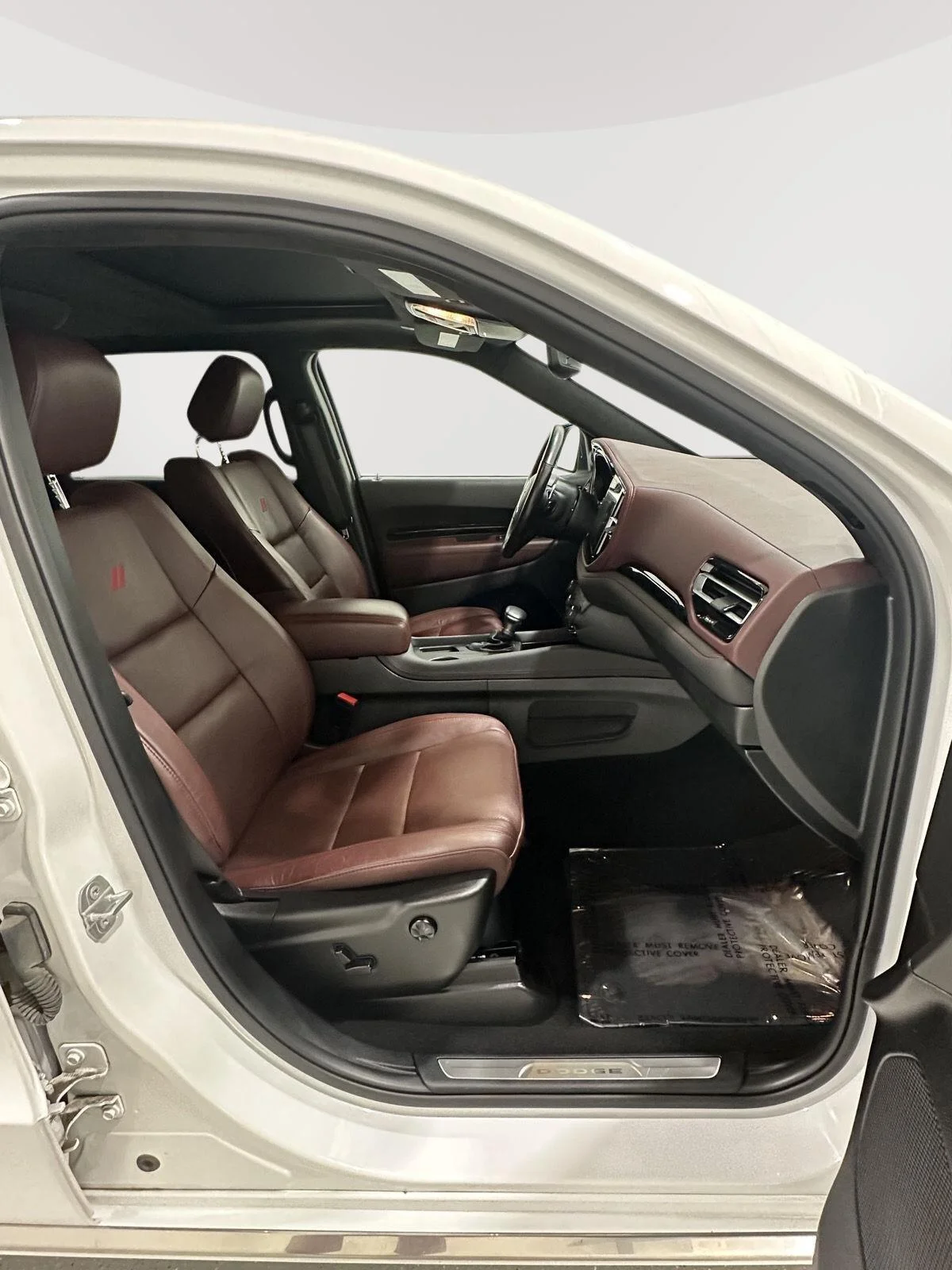 Used 2024 White Knuckle Dodge Citadel image 27
