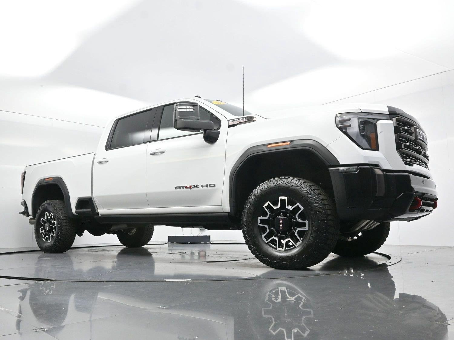 Used 2024 Summit White GMC AT4X image 48