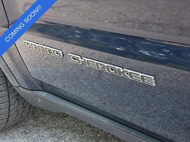 Used 2017 Blue Jeep Limited image 31