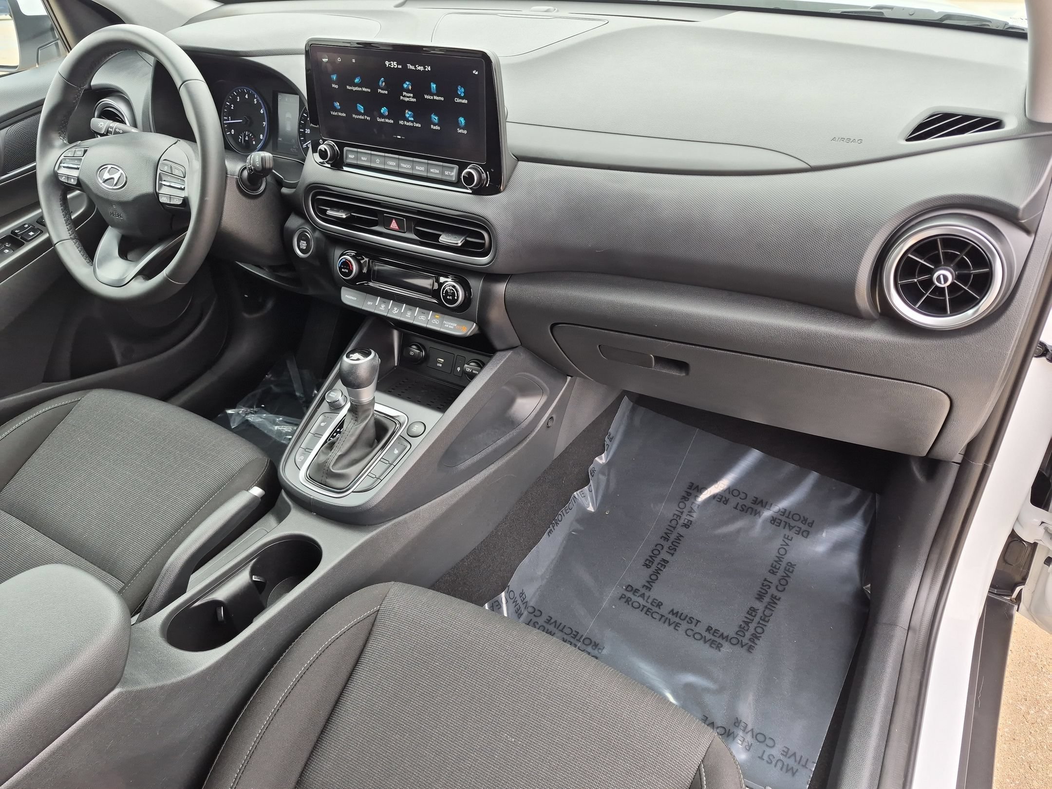 Used 2023 Lunar White Hyundai SEL AWD image 32