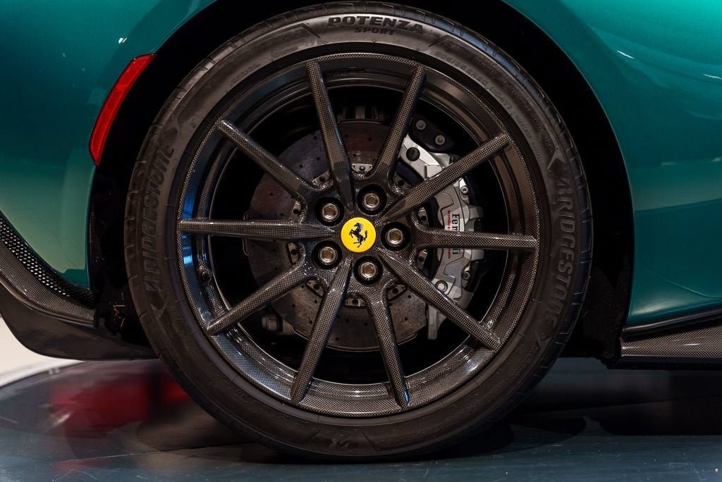 Certified Used 2022 Verde Pino 18 Ferrari Base image 15