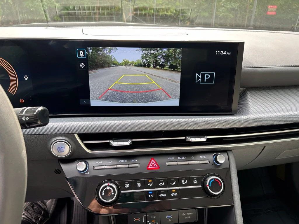 Certified Used 2026 White Hyundai SE image 19