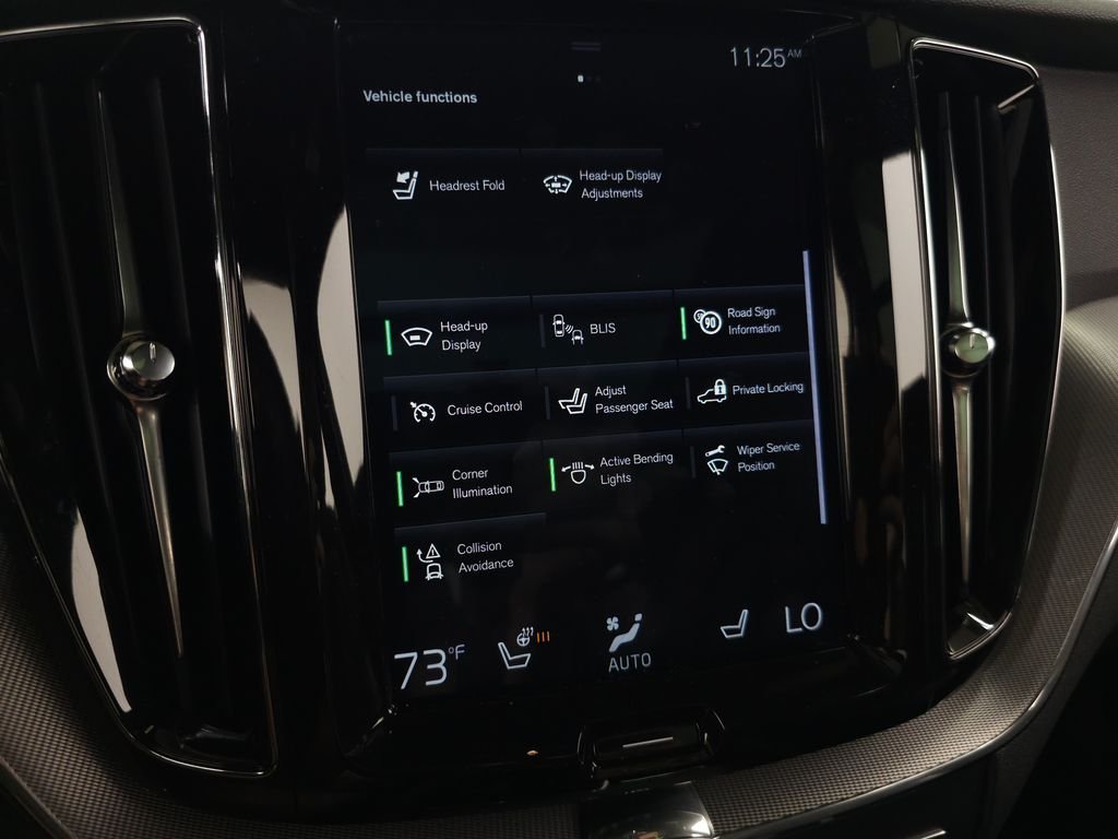 Used 2019 Osmium Gray Metallic Volvo T6 R-Design image 28
