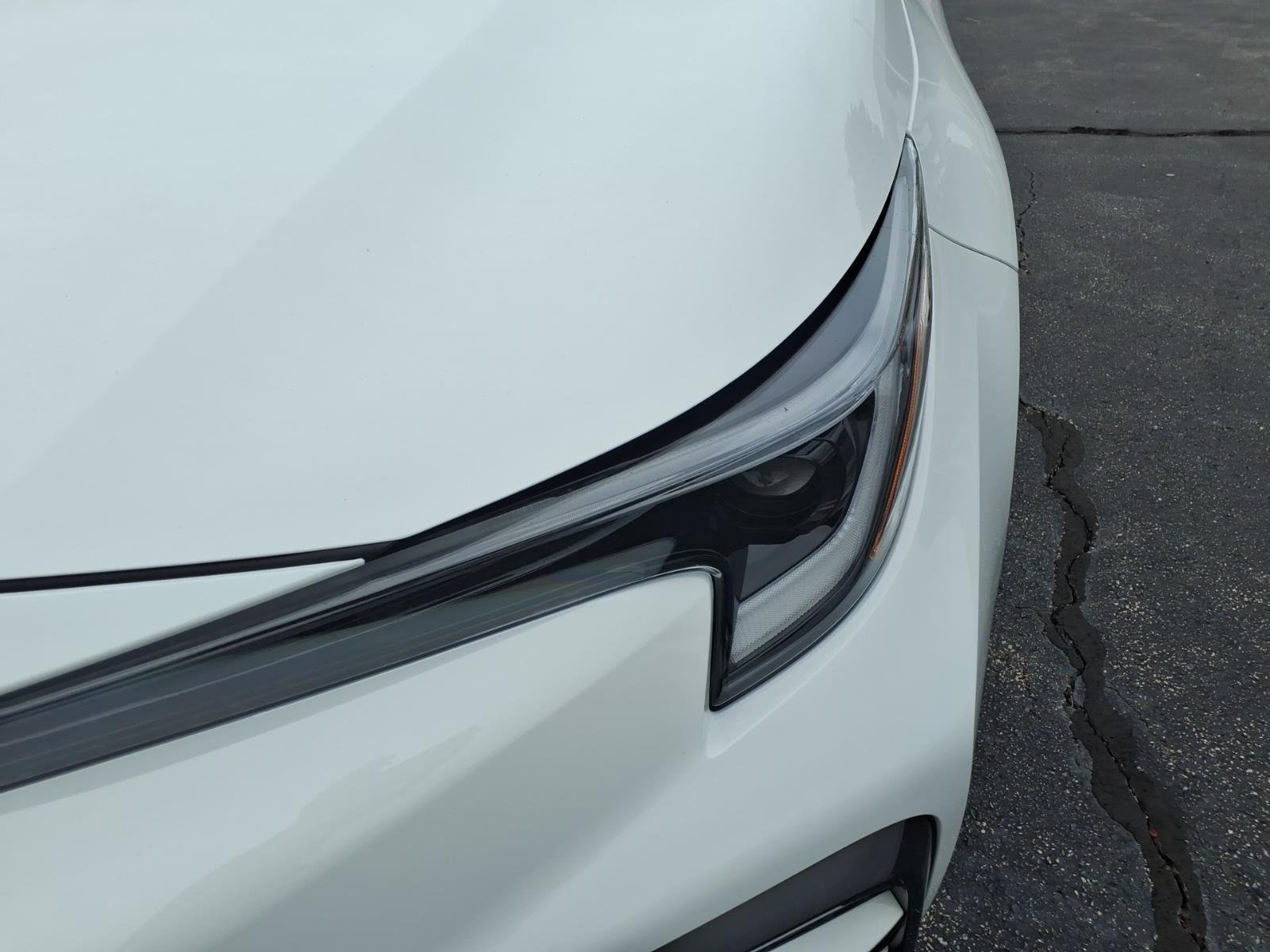 New 2026 Ice Cap Toyota SE image 14