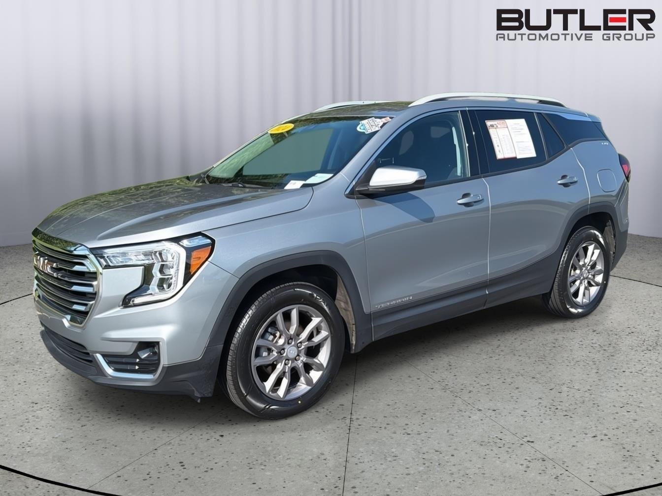 Used 2024 Sterling Metallic GMC SLT image 2