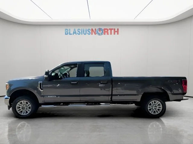 Used 2017 Gray Ford XL image 9
