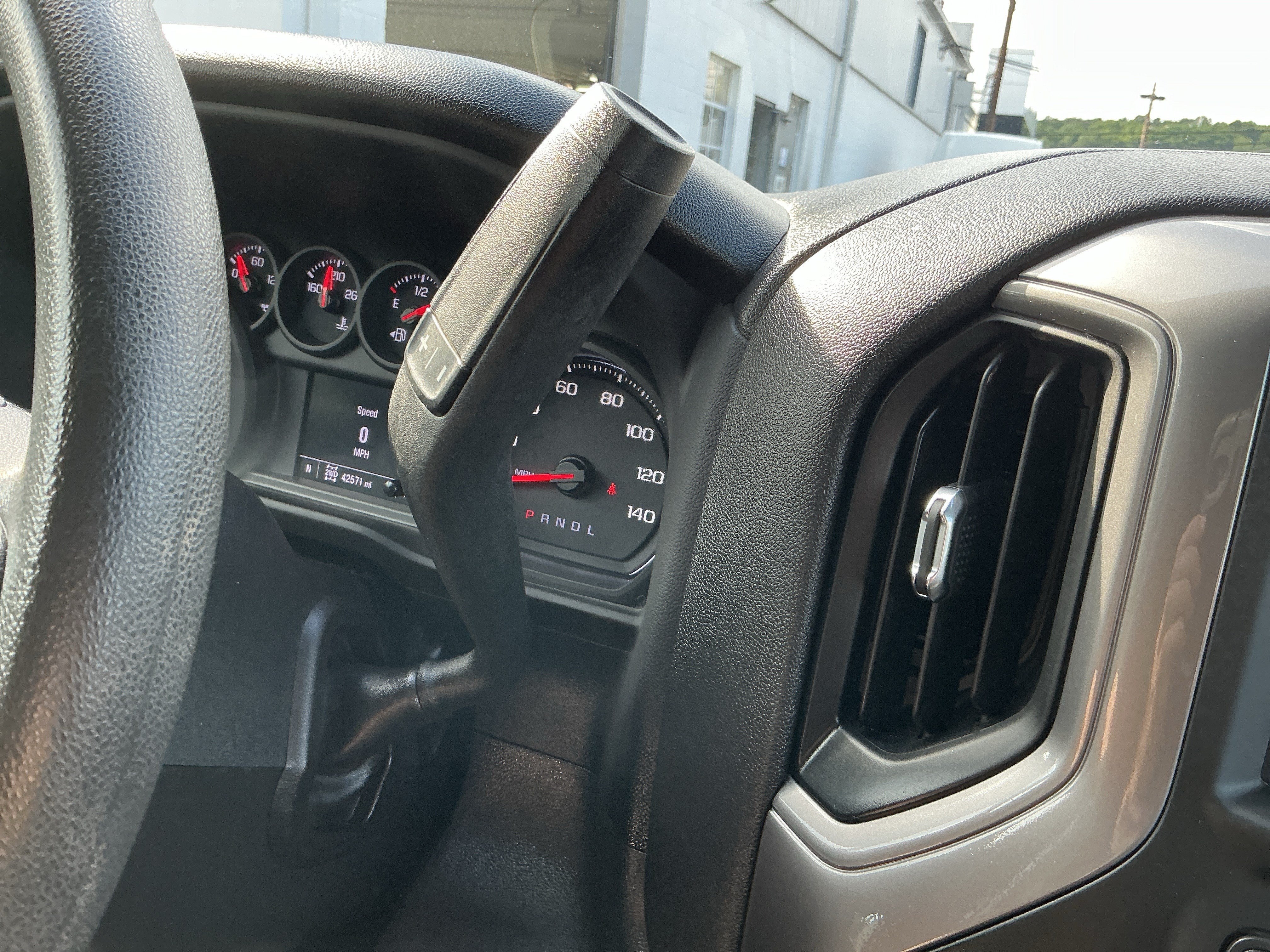 Used 2022 Glacier Blue Metallic Chevrolet Custom image 25