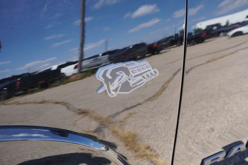 New 2027 Diamond Black Crystal Pearl-Coat Exterior Paint RAM Big Horn image 10