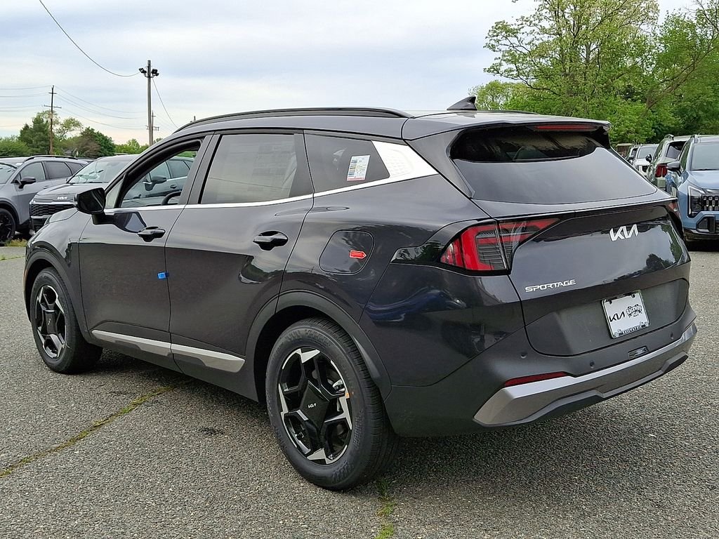 New 2026 Gray Kia EX image 3