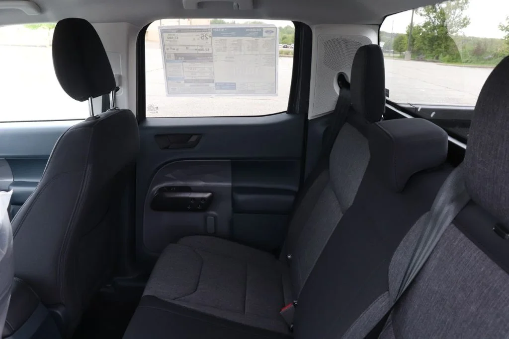 New 2026 Carbonized Gray Metallic Ford XLT image 15