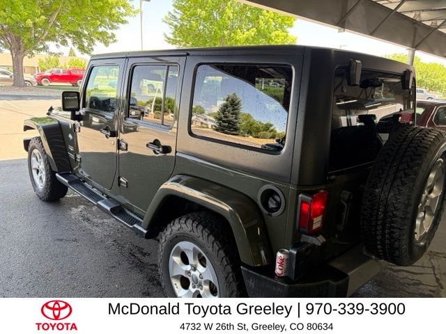 Used 2015 Green Jeep Unlimited Sahara image 6