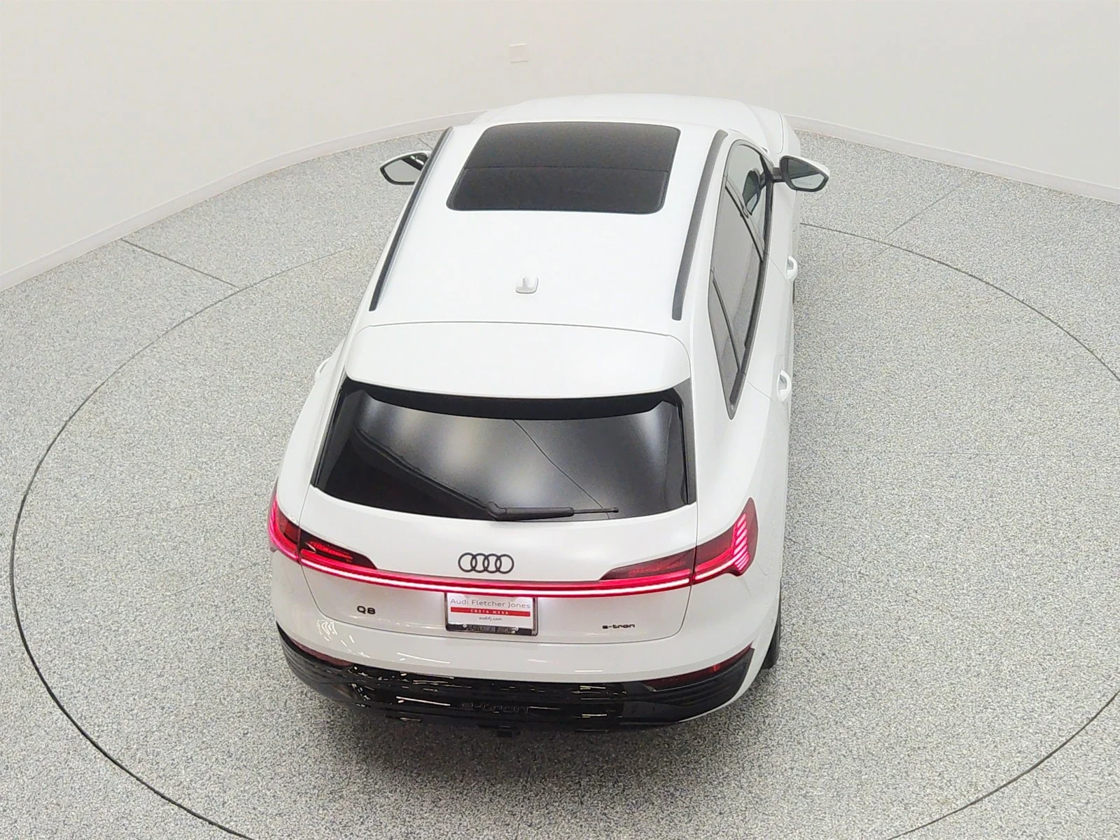 Used 2024 Glacier White Metallic Audi Premium Plus quattro image 27