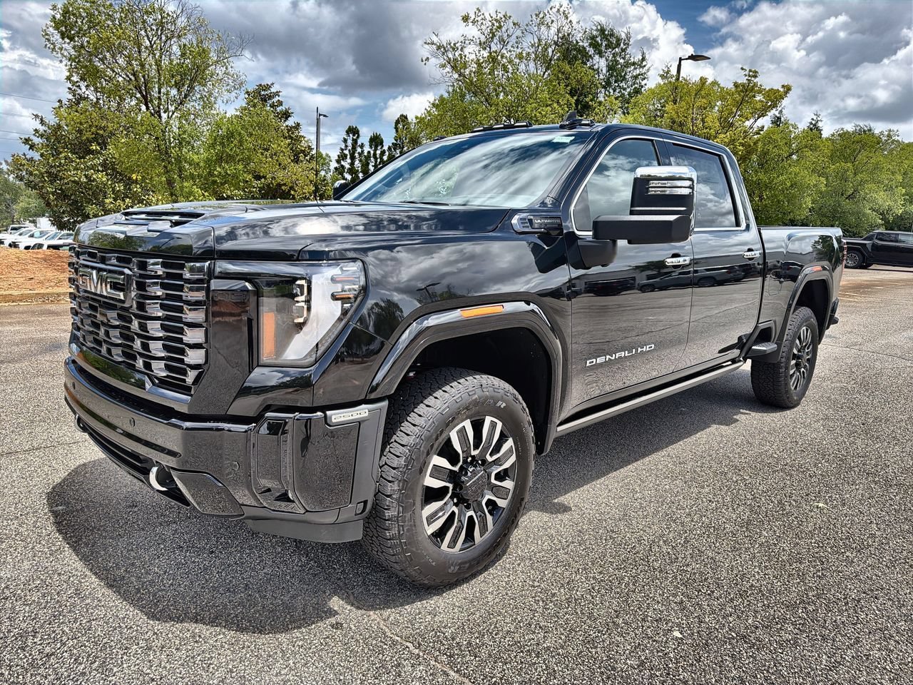 New 2026 Onyx Black GMC Denali Ultimate image 4