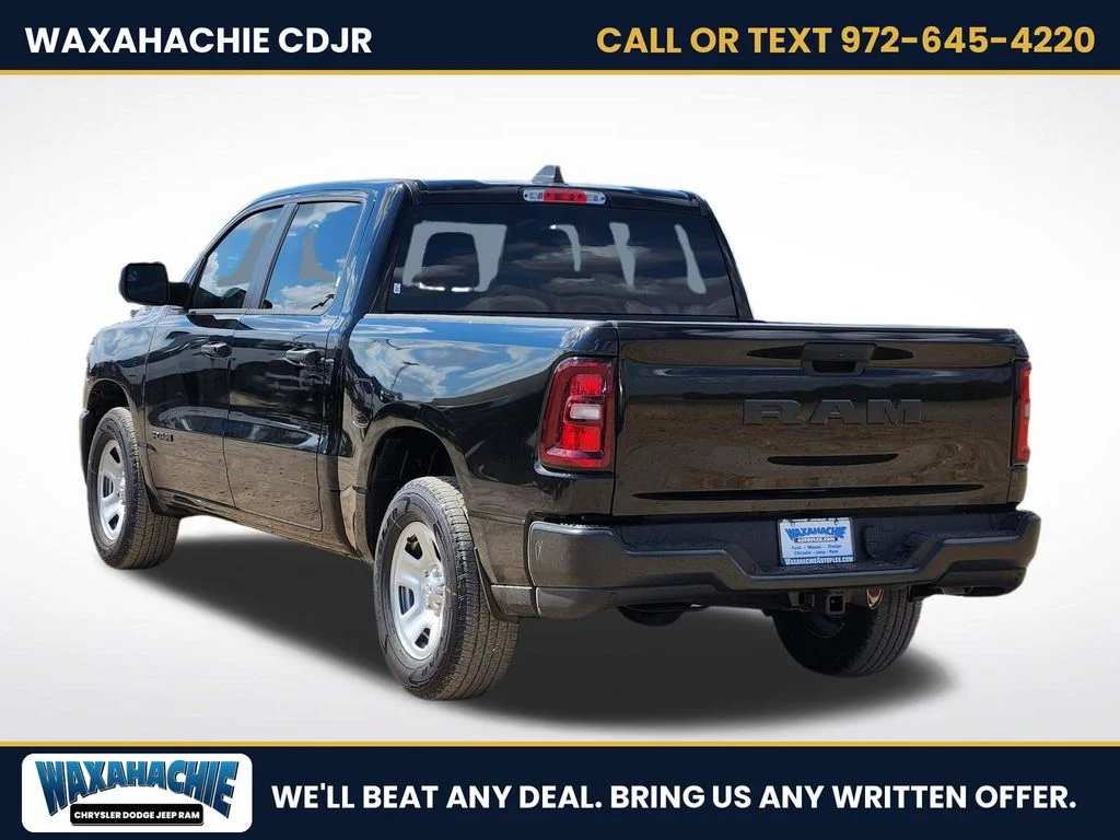 New 2027 Diamond Black Crystal Pearl-Coat Exterior Paint RAM Tradesman image 3