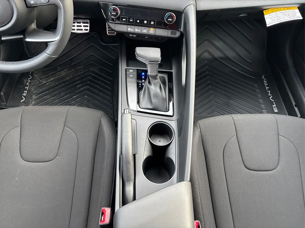 New 2026 Silver Hyundai SEL Sport image 12