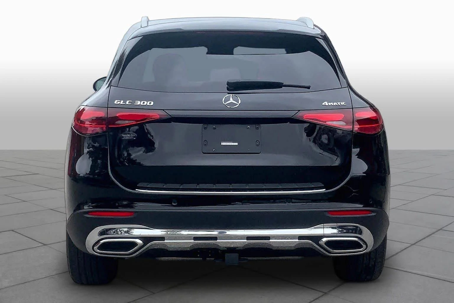 Certified Used 2025 Black Mercedes-Benz GLC 300 image 5
