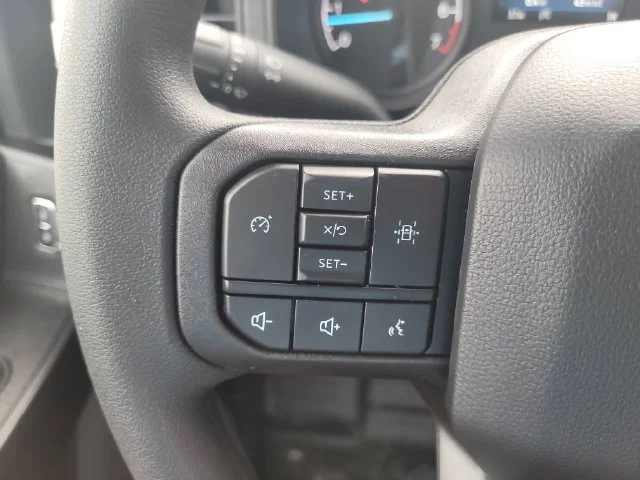 New 2026 Oxford White Ford XL image 24