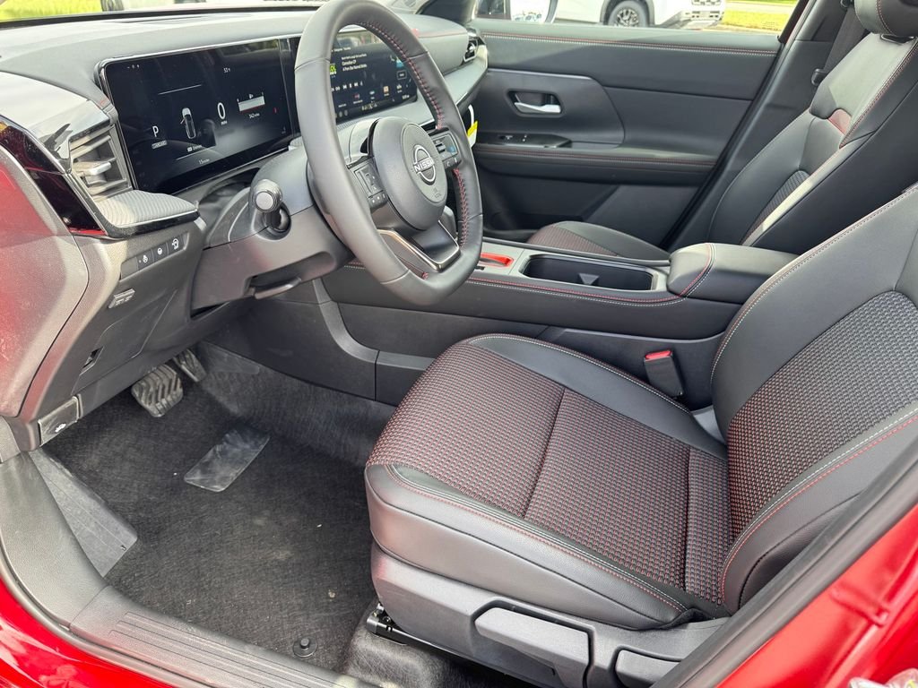 New 2026 Scarlet Ember Tintcoat Nissan SR image 11
