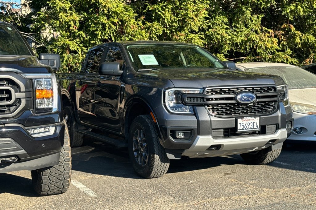 Used 2024 Gray Ford XLT image 2