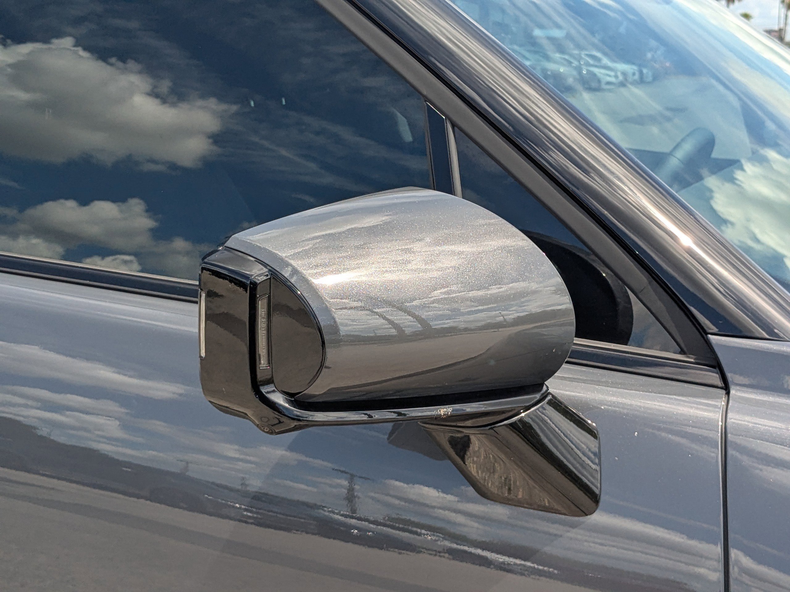 New 2026 Ecotronic Gray Pearl Hyundai Limited FWD image 12