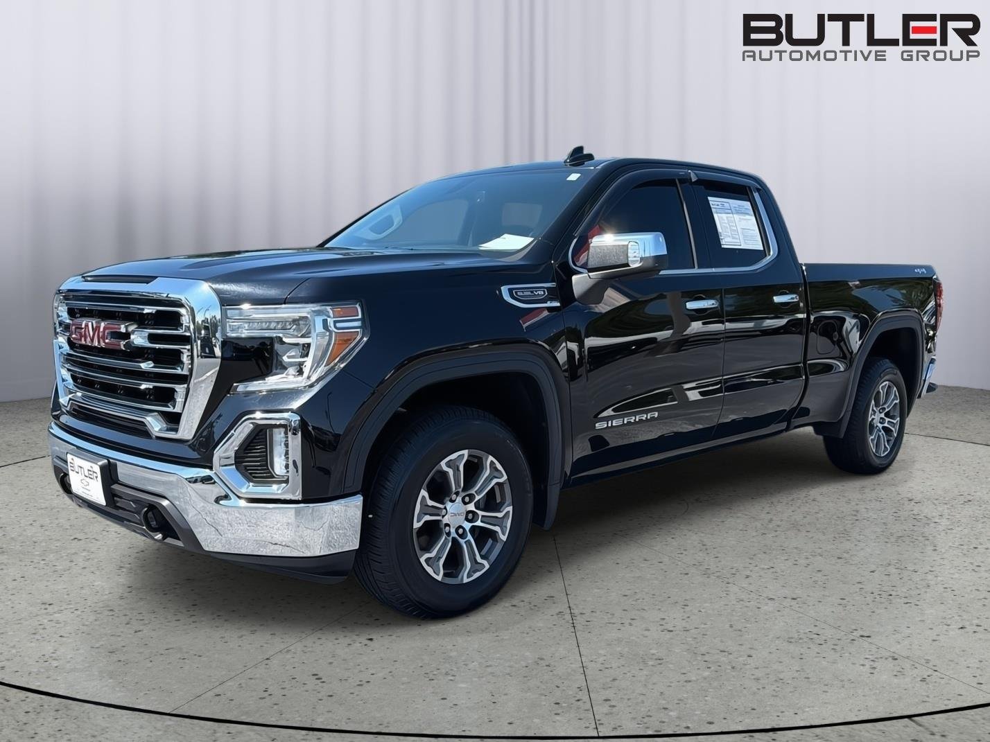 Used 2019 Onyx Black GMC SLT image 1