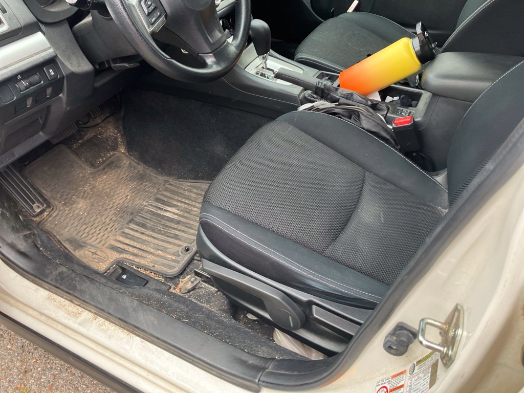 Used 2015 White Subaru 2.0i Premium image 9
