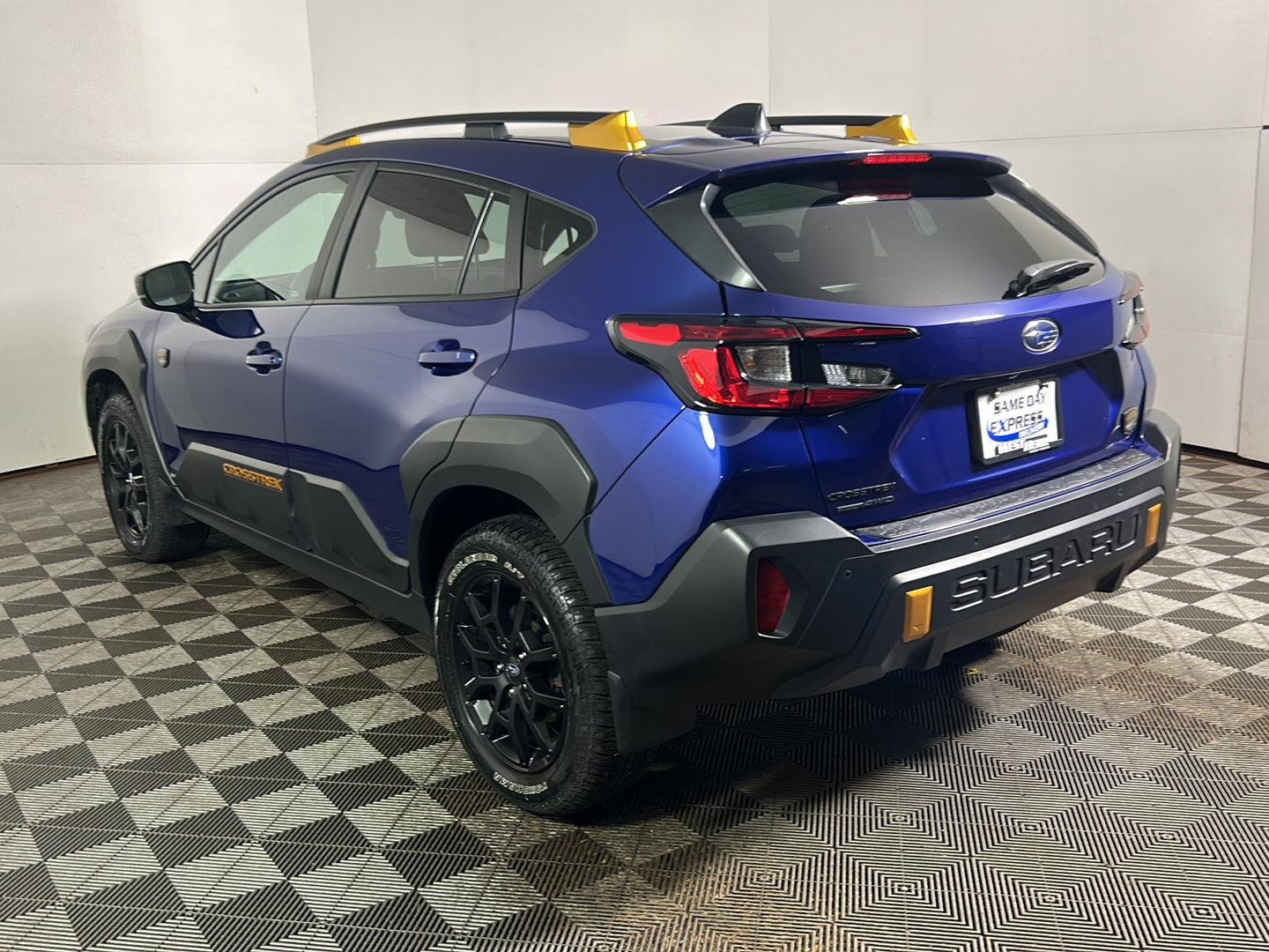 Used 2024 Sapphire Blue Pearl Subaru Wilderness image 9