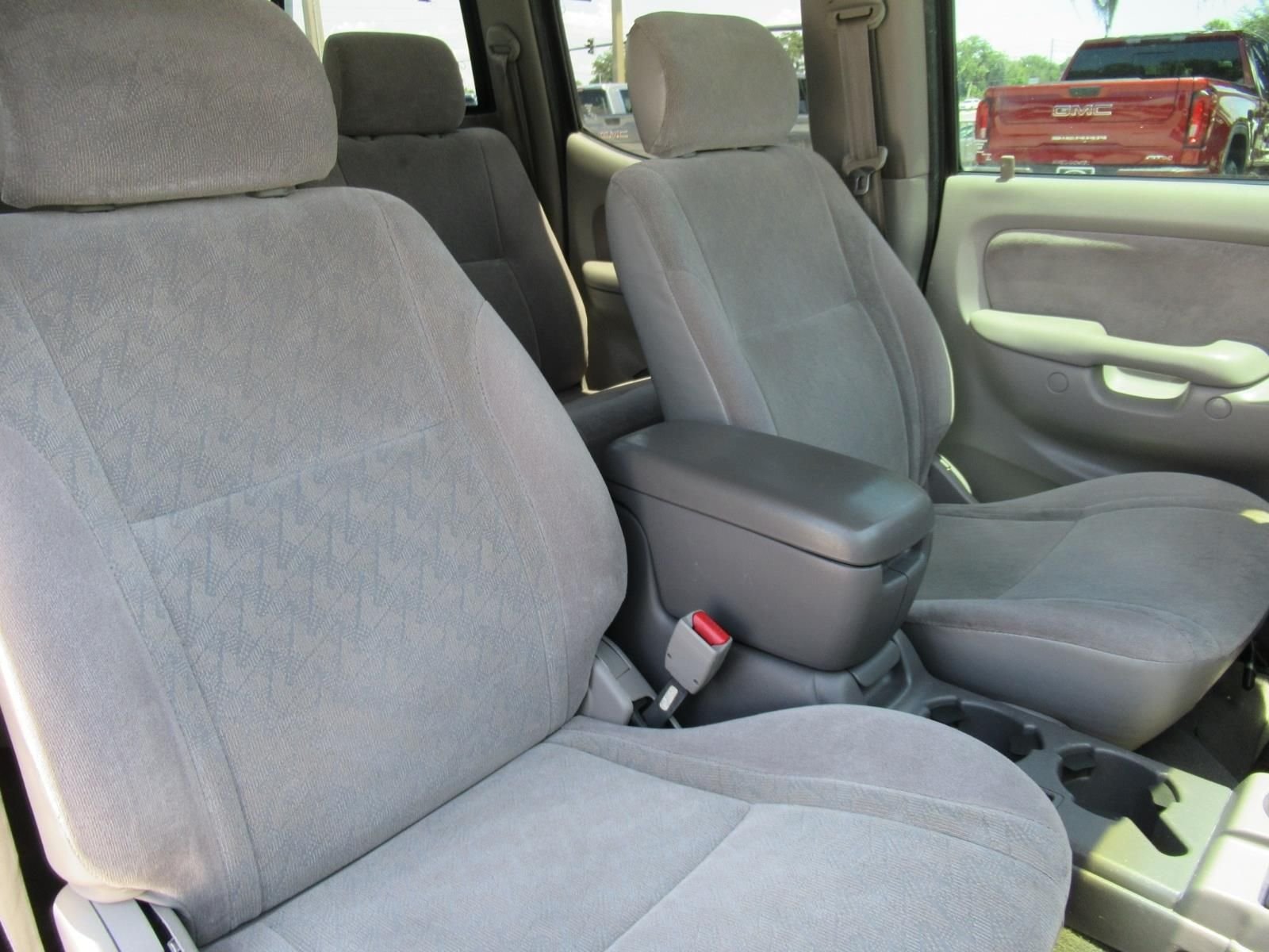 Used 2004 Silver Toyota PreRunner image 10