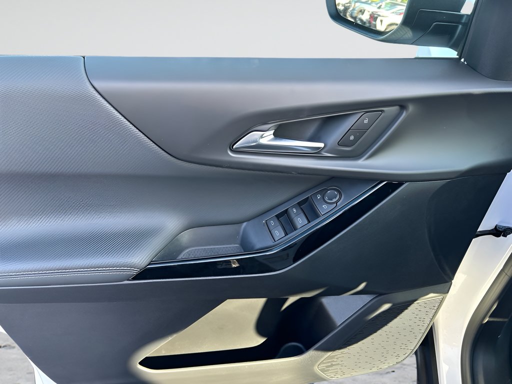 2026 Chevrolet Equinox LT - Photo 10