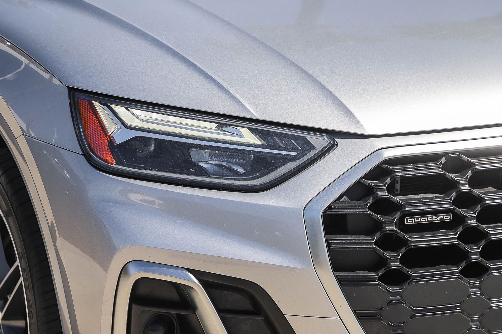 Used 2022 Silver Audi  image 4