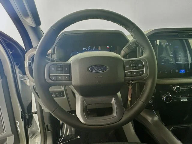 New 2026 Oxford White Ford XLT image 11
