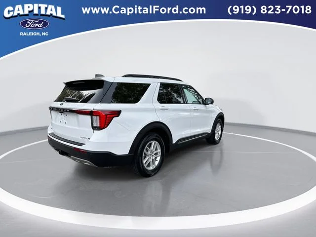 Used 2025 White Ford Active image 8