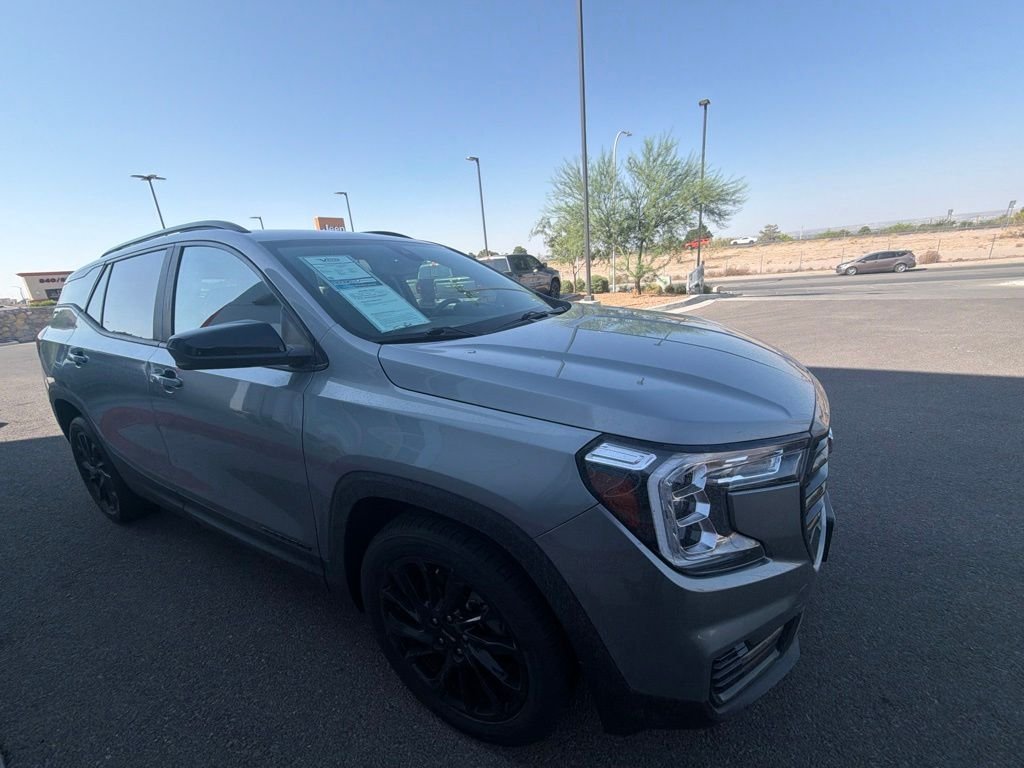 Used 2023 Silver GMC SLE image 5