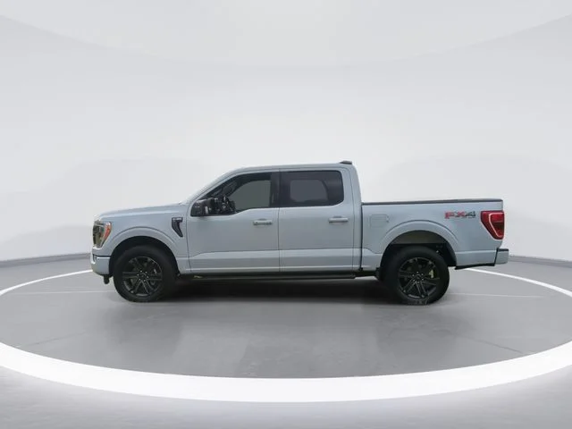 Used 2022 White Ford XLT image 5