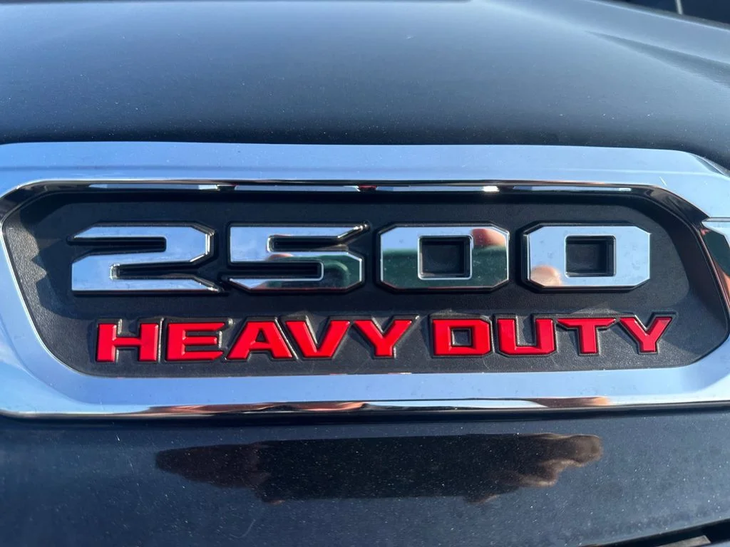 Used 2019 Black Ram Laramie image 37