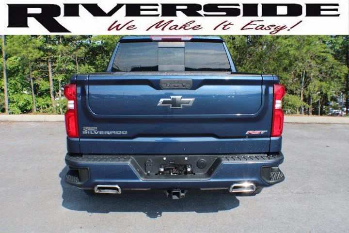 Used 2021 NORTHSKY BLUE METALLIC Chevrolet RST image 18