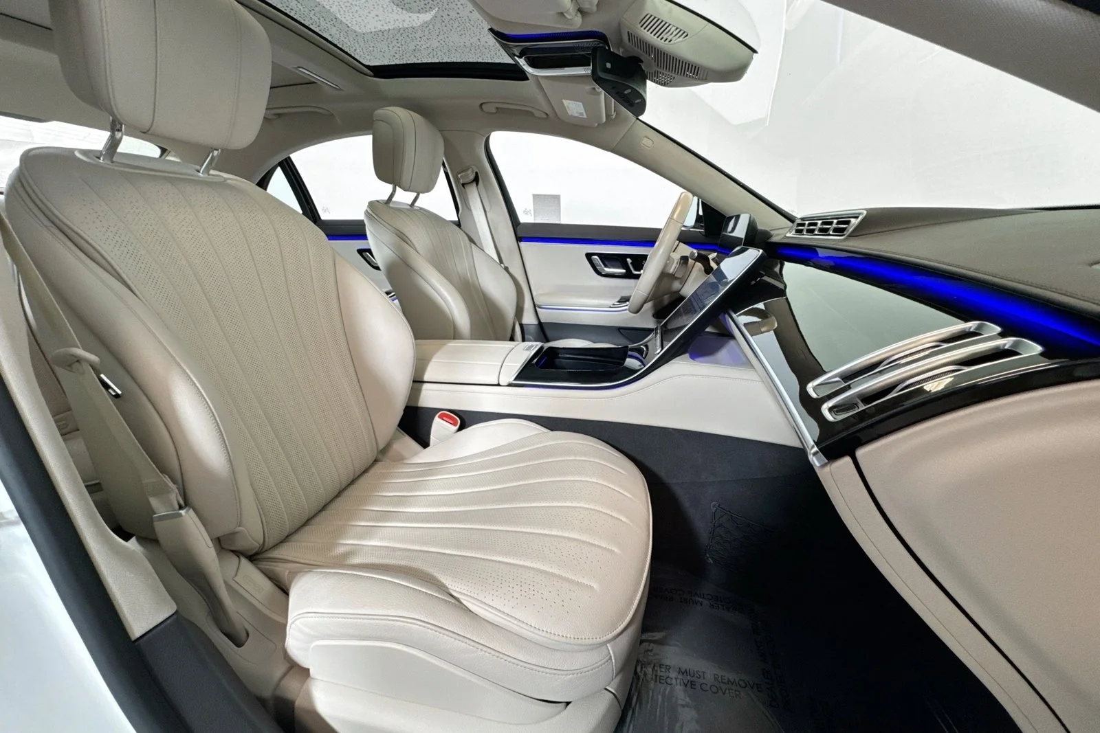 Used 2023 Manufaktur Diamond White Mercedes-Benz S 500 image 26