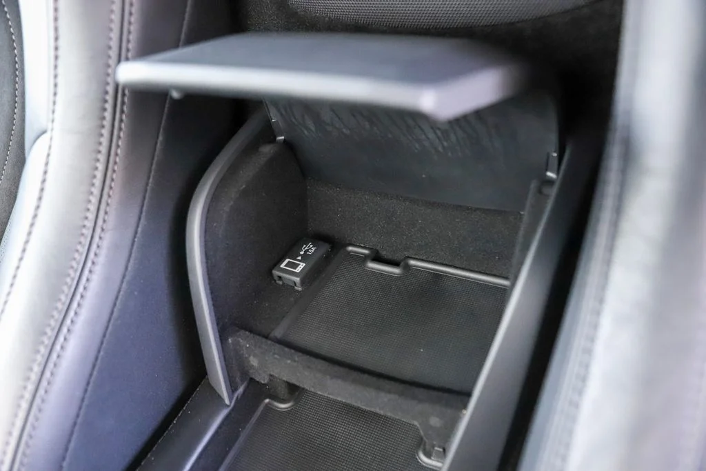 Used 2018 Red Acura  image 34